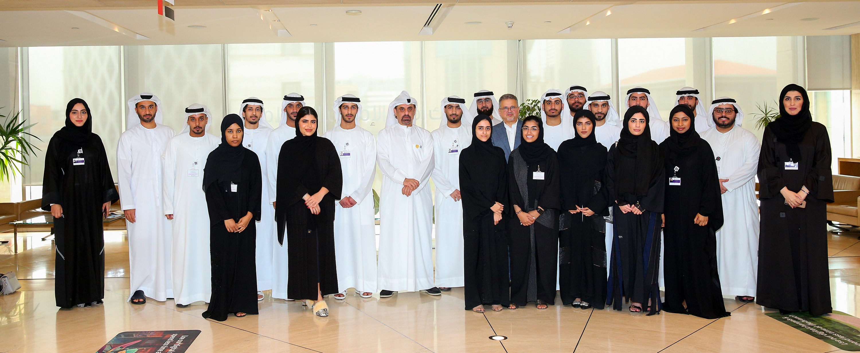 Emirates Islamic CEO welcomes new batch of young Emarati trainees - Biz ...